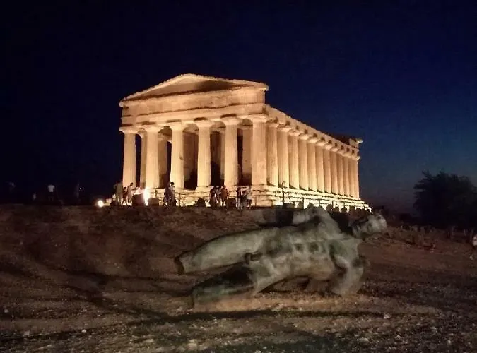 L'alba Sui Templi Agrigento